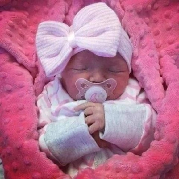 Meet your Posher, Quinteros - Picture 1 of 1